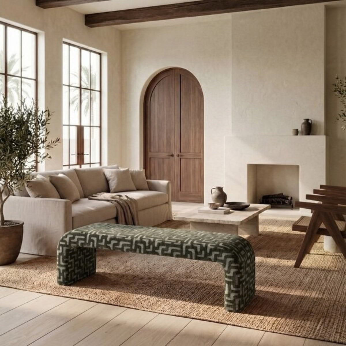Elodie Bench