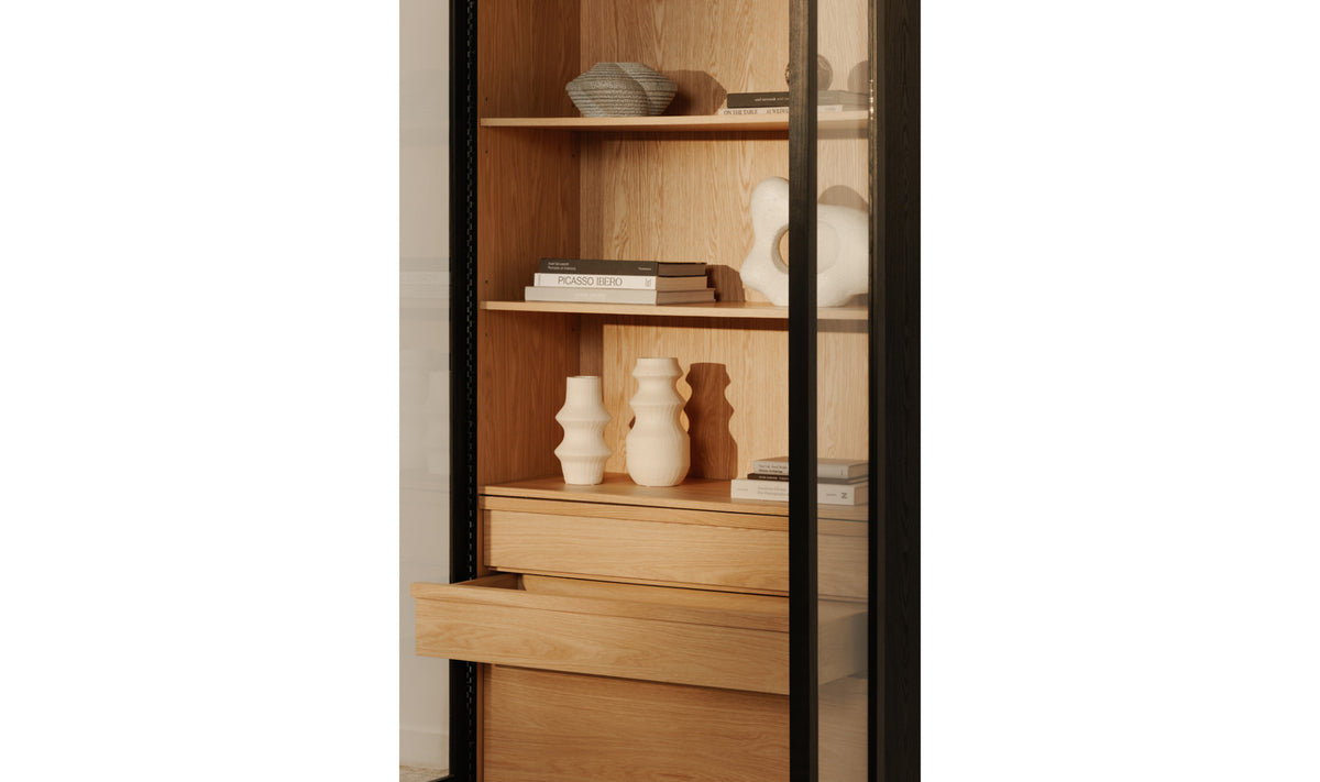 Nero Cabinet