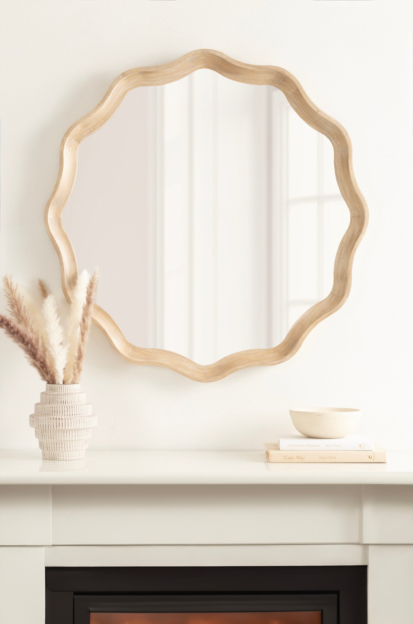 Hatherleigh Round Scallop Mirror