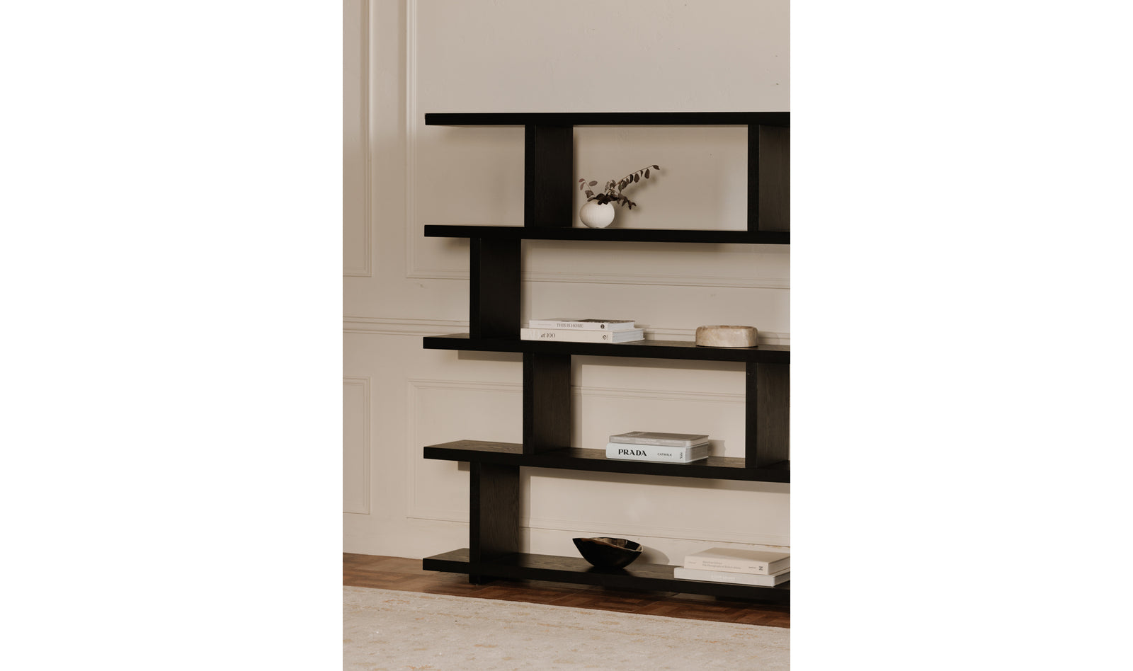 Andaz Bookshelf