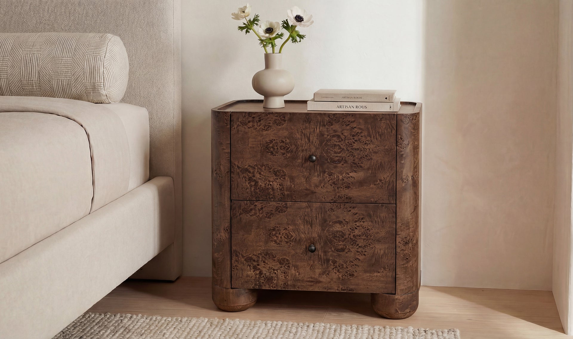 Raquel Nightstand