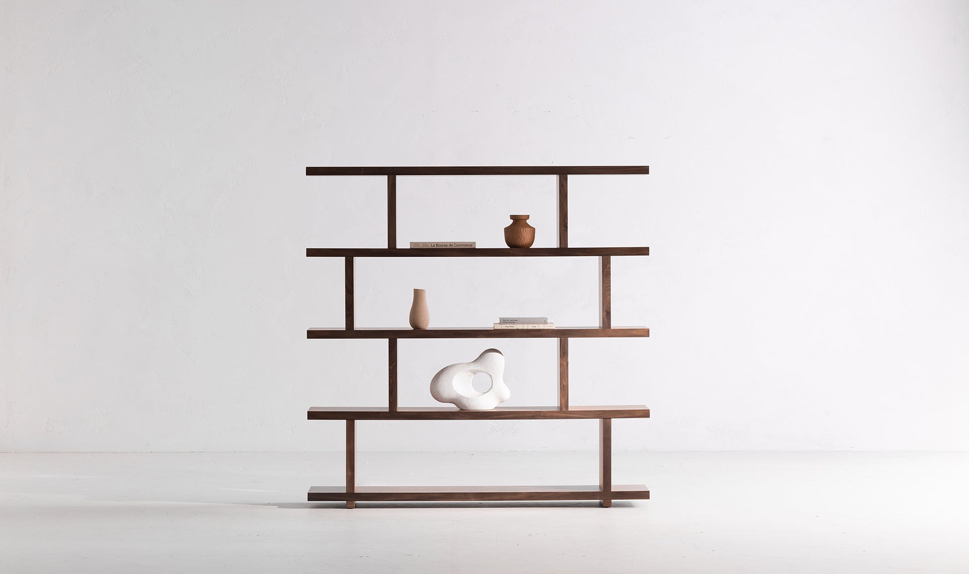 Andaz Bookshelf