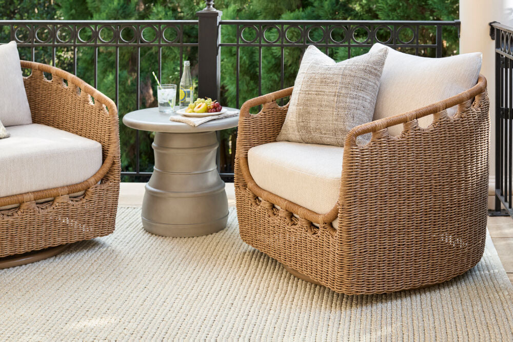 Aruba Outdoor Swivel Lounge Chair