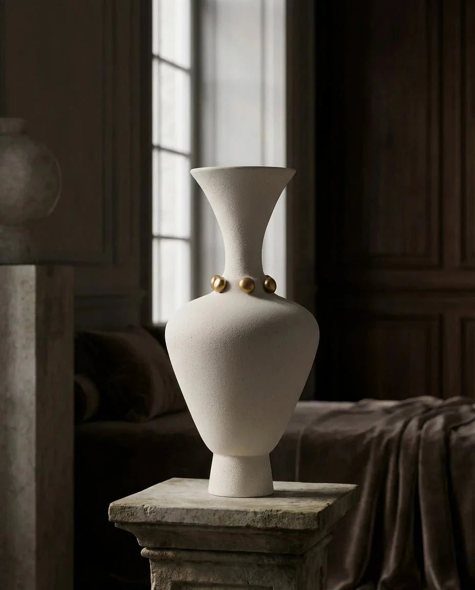 Escensia Vase