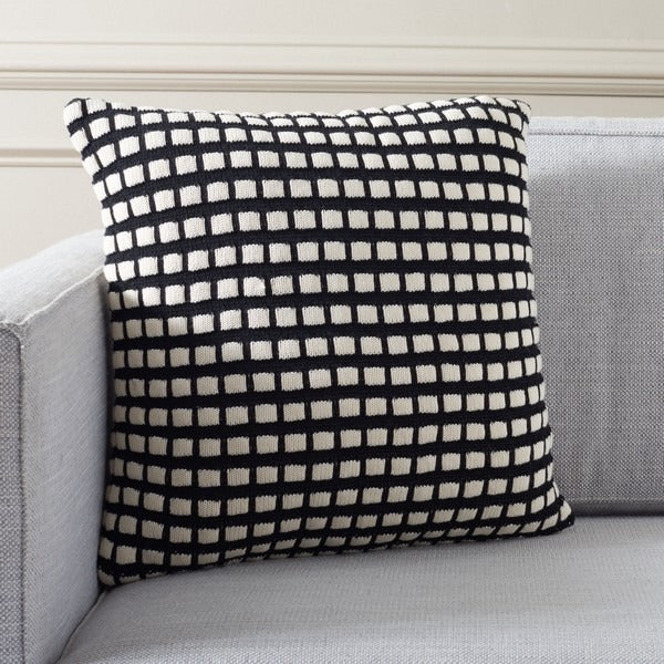 Easton Pillow